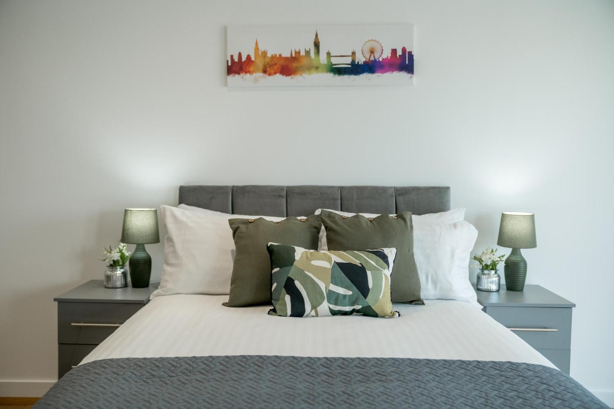 Skyvillion - London River Thames Top Floor Apartments By Woolwich Ferry, Mins To London Excel, O2 Arena , London City Airport With Parking Exterior foto